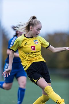 Bild 312 - F SSC Hagen Ahrensburg - SV Frisia 03 Risum-Lindholm : Ergebnis: 2:0